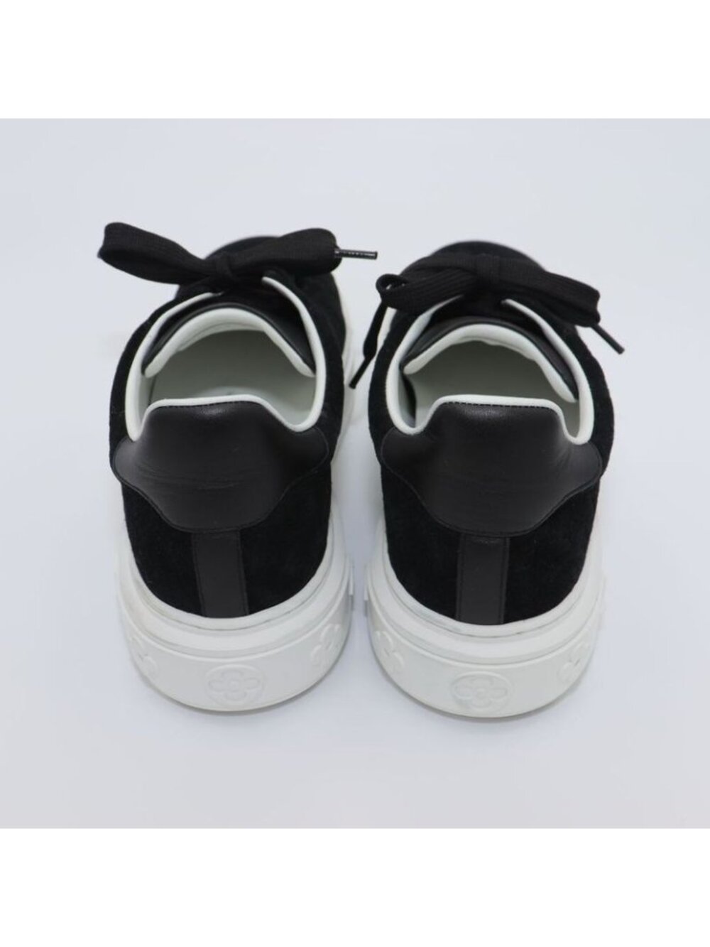 Louis Vuitton Monogram Time Outlines Leather Suede Sneakers - Picture 4 of 15